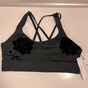 Large Black Velvet Floral Light n Tight Strappy Bra (Zyia Active)